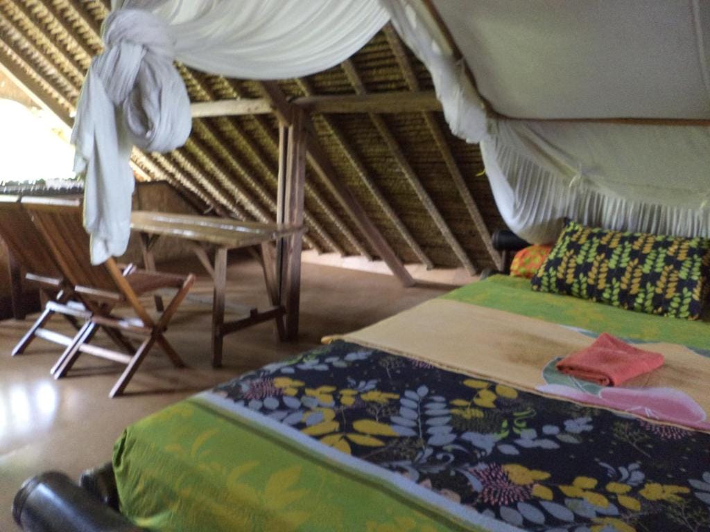 Topi inn — 2