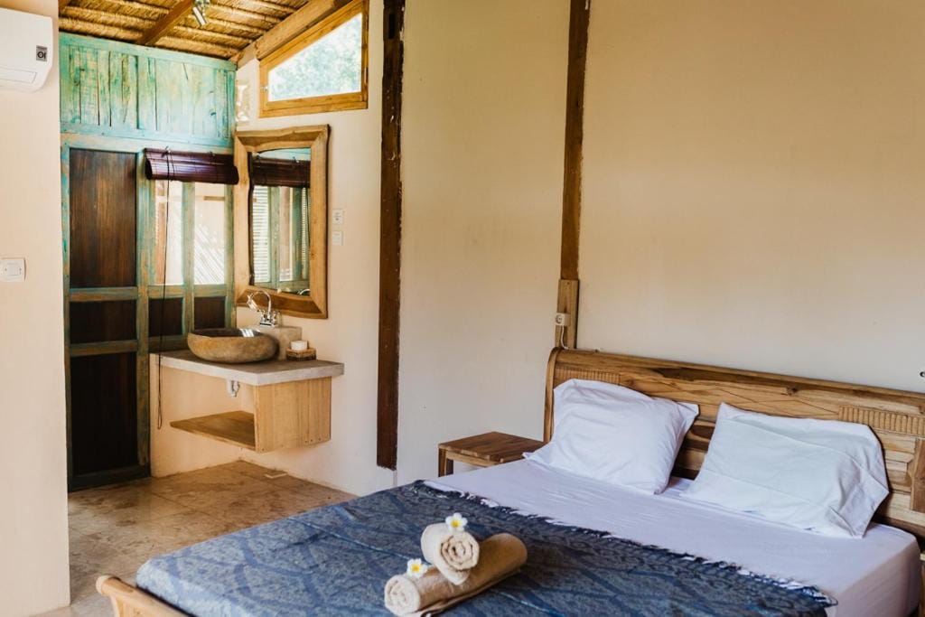 Kalyssa Beach Bungalows — 2