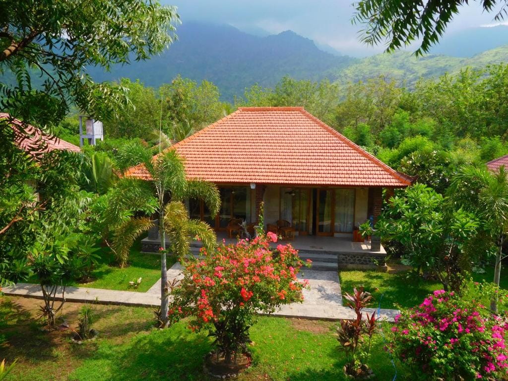 TEGAL SARI, Pemuteran- North Bali — 2