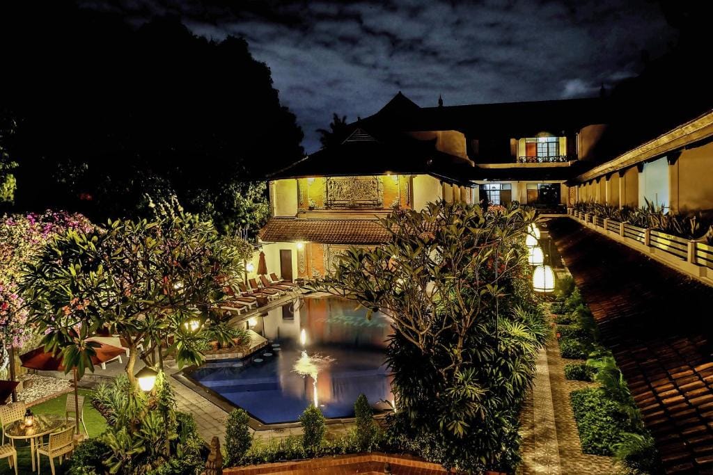 Ari Putri Hotel — 1