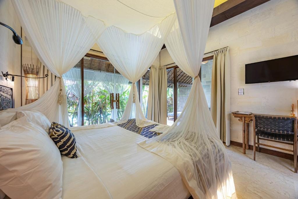 Karmagali Suites Adults only & Private Pool Family Villas — 3