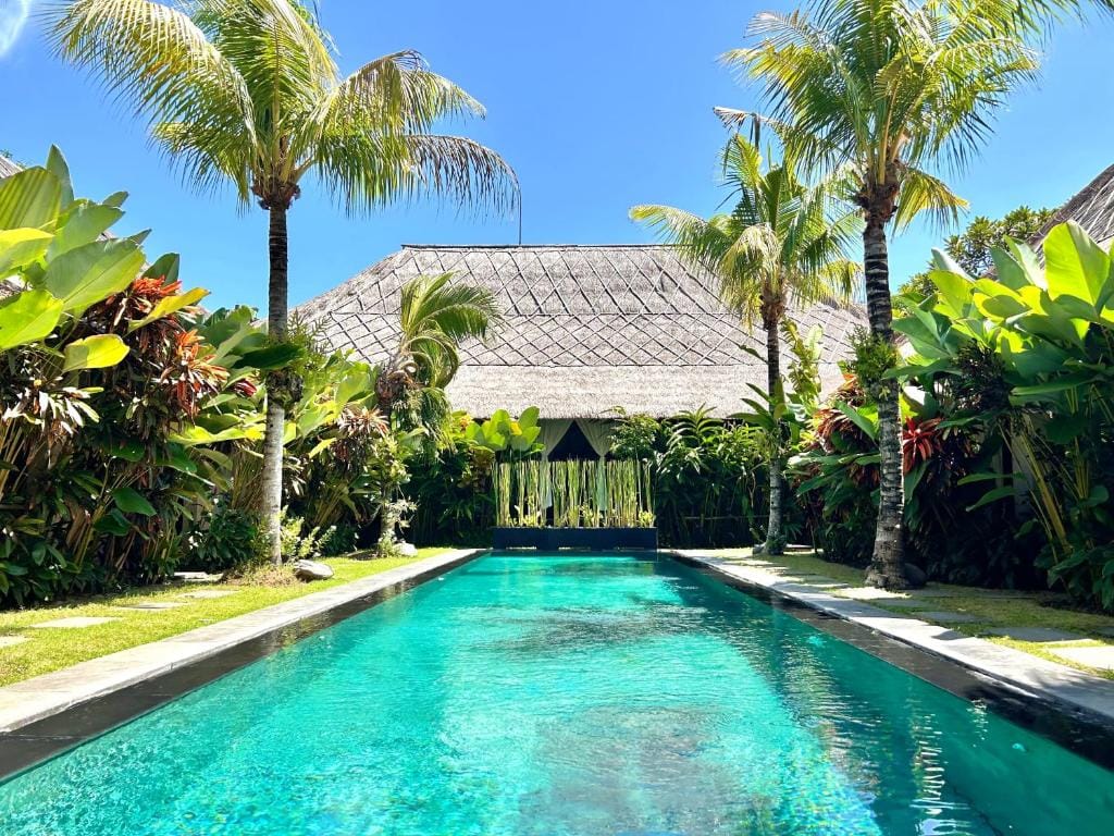 Karmagali Suites Adults only & Private Pool Family Villas — 5