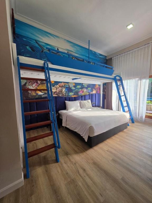 Marine Bay Sanur — 1