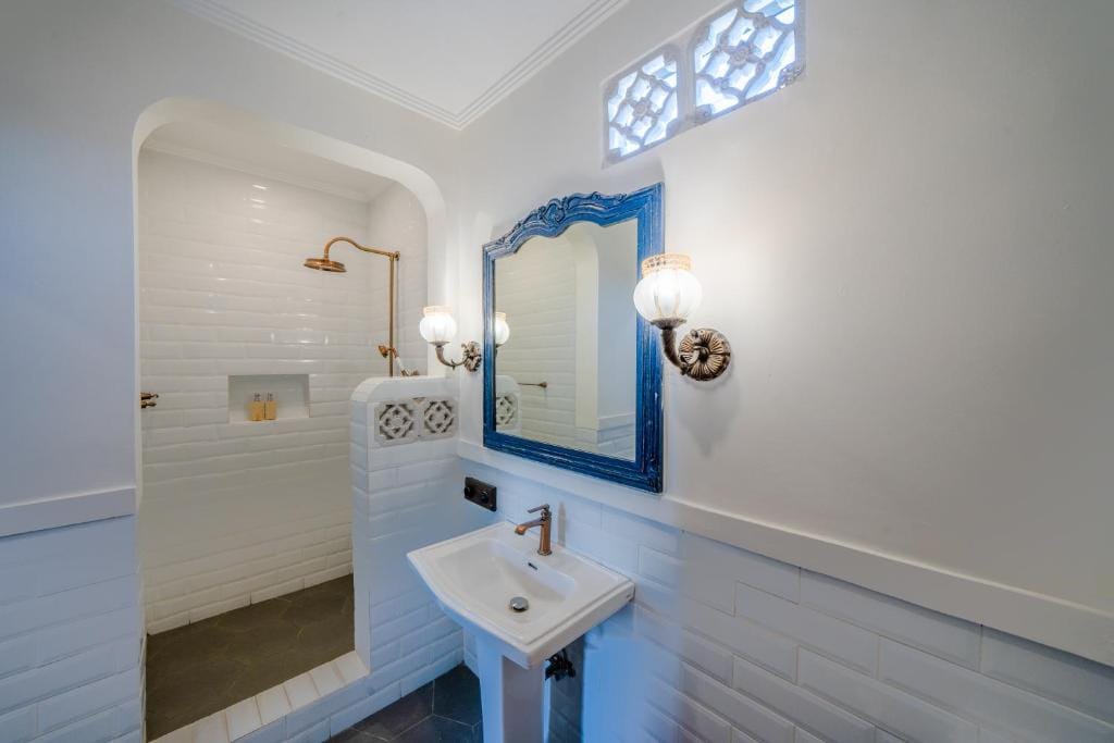 Pitaloka Hotel Sanur By DeWizZ Management — 3