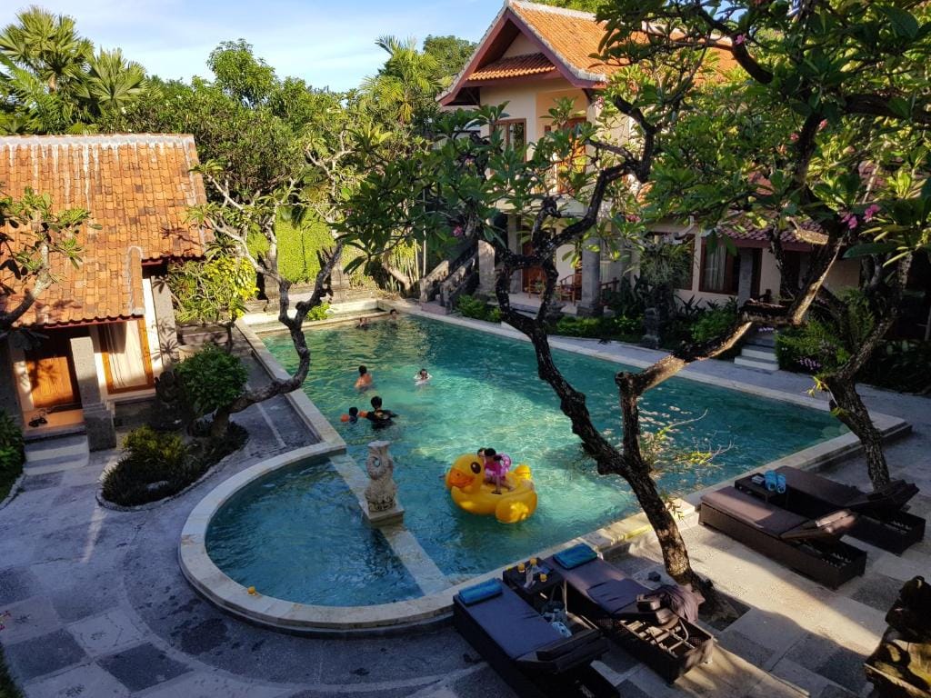 Puri Mesari Hotel — 4