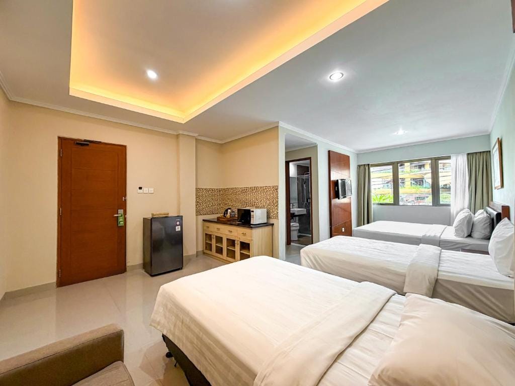 Svarna Hotel — 2