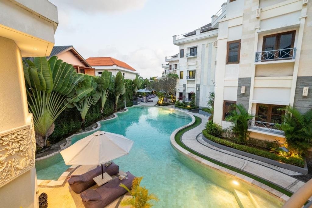 Bali Karma Sajtra Hotel — 1