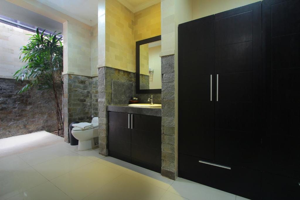 Lotus Tirta Seminyak — 3