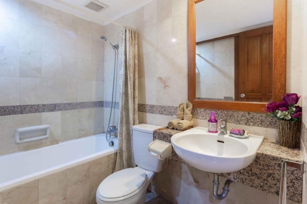 Private Apartment Room No 6548 inside Beach Resort Jayakarta — 3