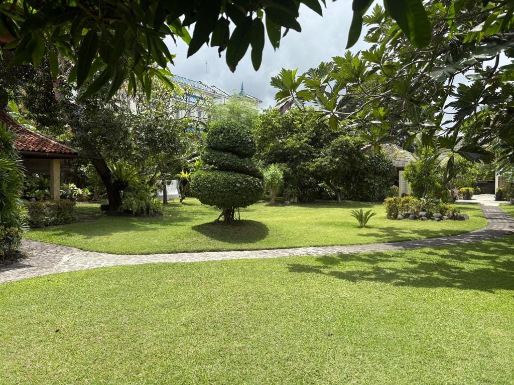 Raja Gardens Hotel — 1