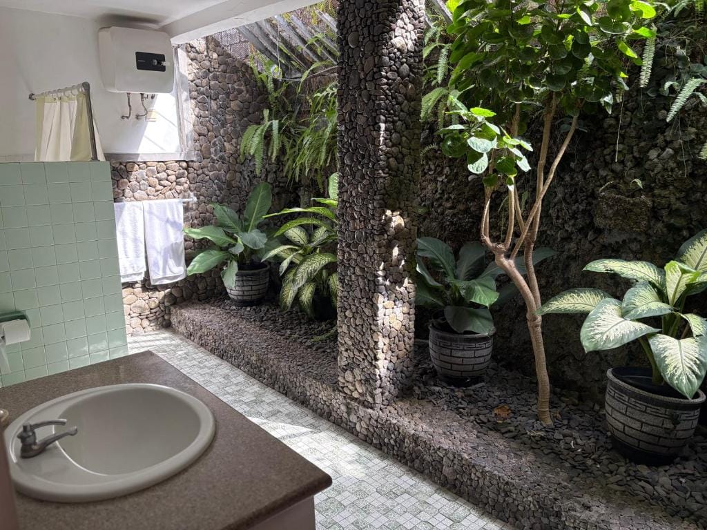 Raja Gardens Hotel — 3