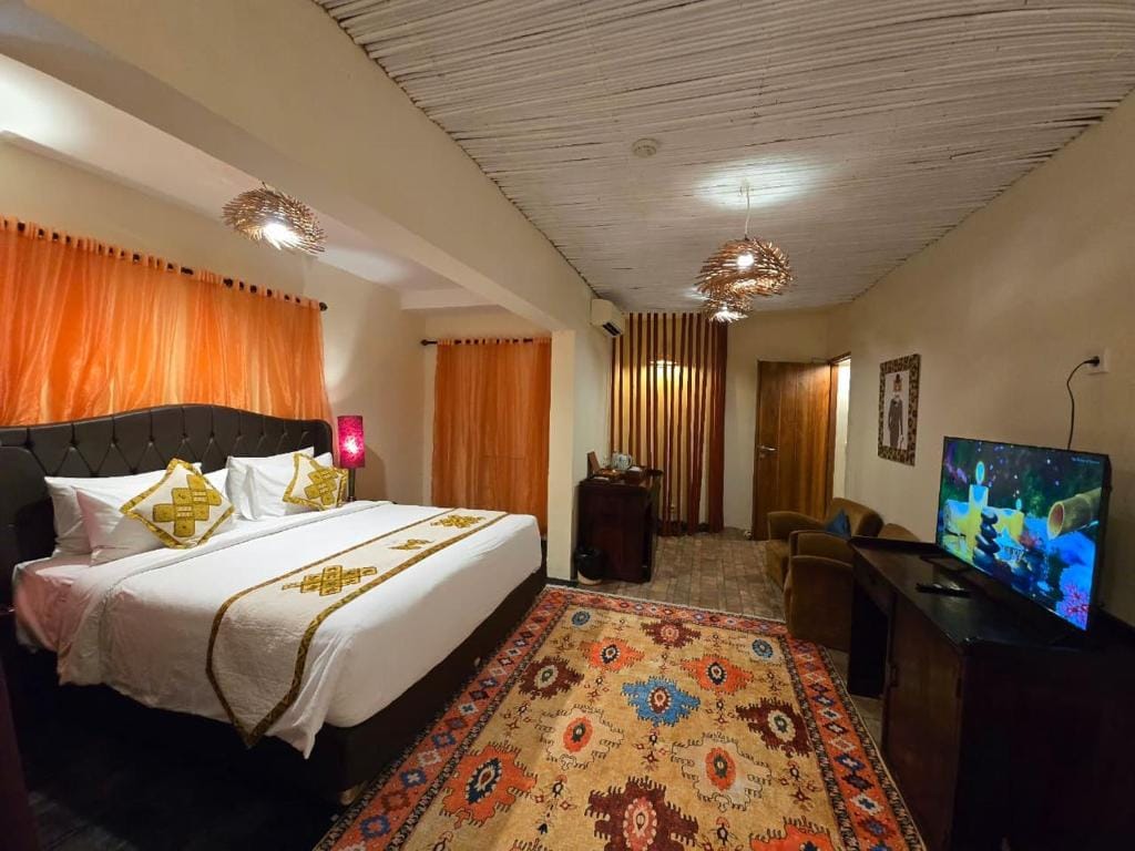 Sky Suites — 5