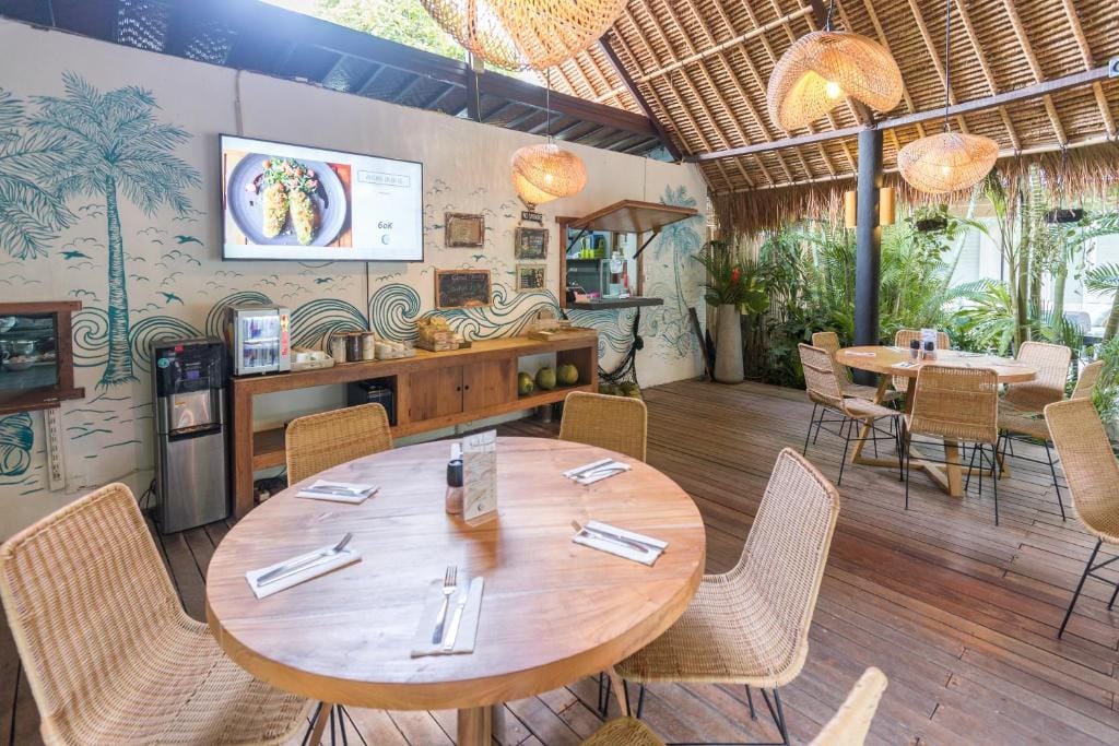 The Green Room Seminyak — 5