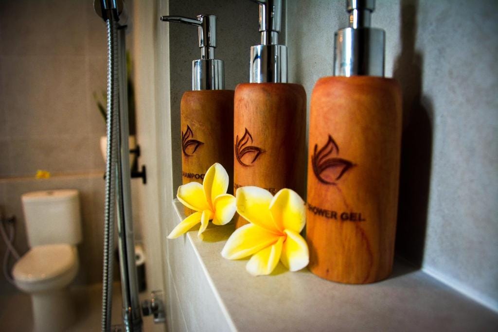The Kon's Villa Bali Seminyak — 3