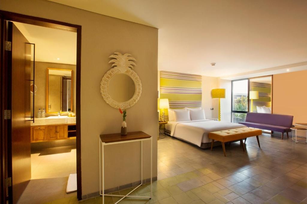 Tijili Hotel Seminyak — 2