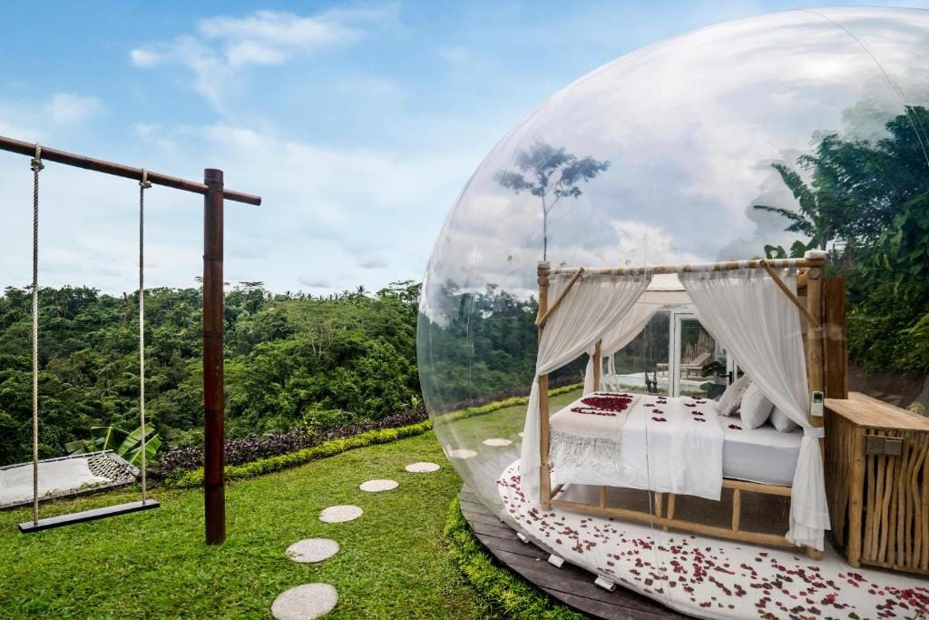 Bubble 6 - Romantic Bath Bubble Stay Ubud — 1