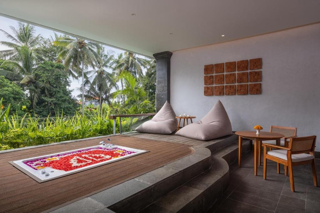 Anumana De Suite — 2