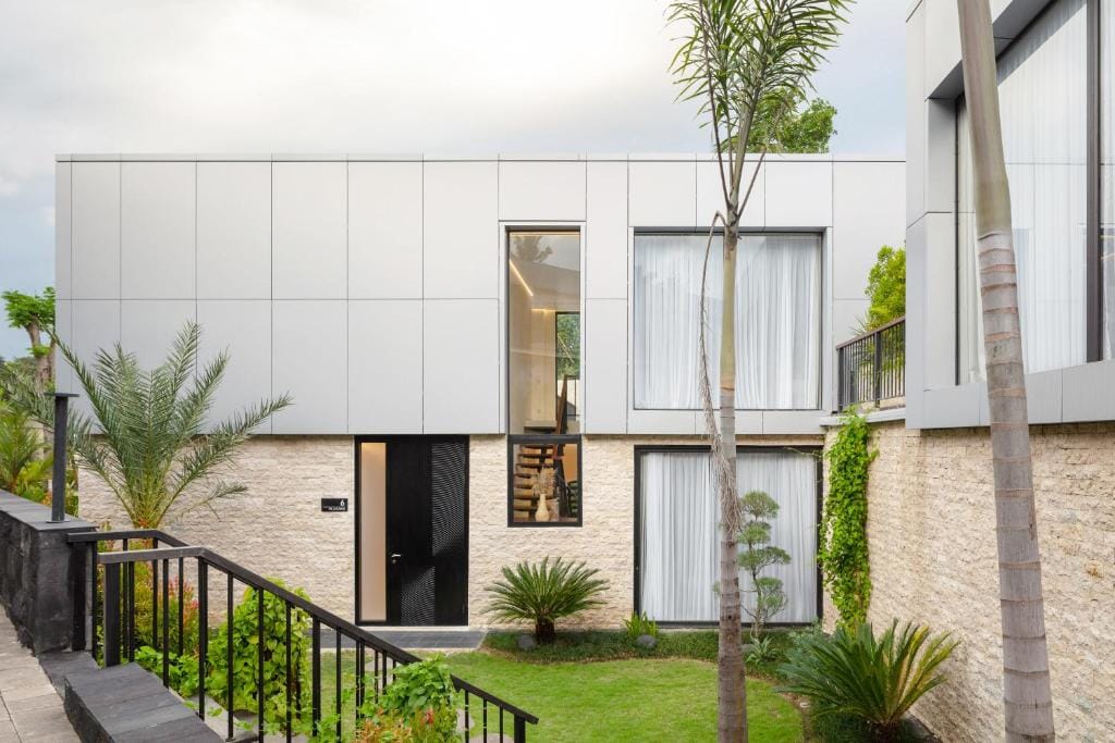 Hidden City Ubud - Modern Comfort & Relaxed Living near Central Ubud and Green Fields — 5
