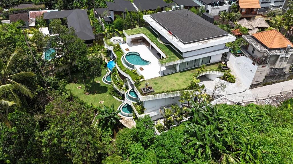 Mandalore Villas Ubud - Adults Only — 3