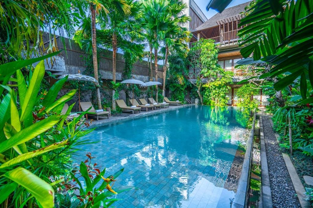 Purana Suite Ubud — 3