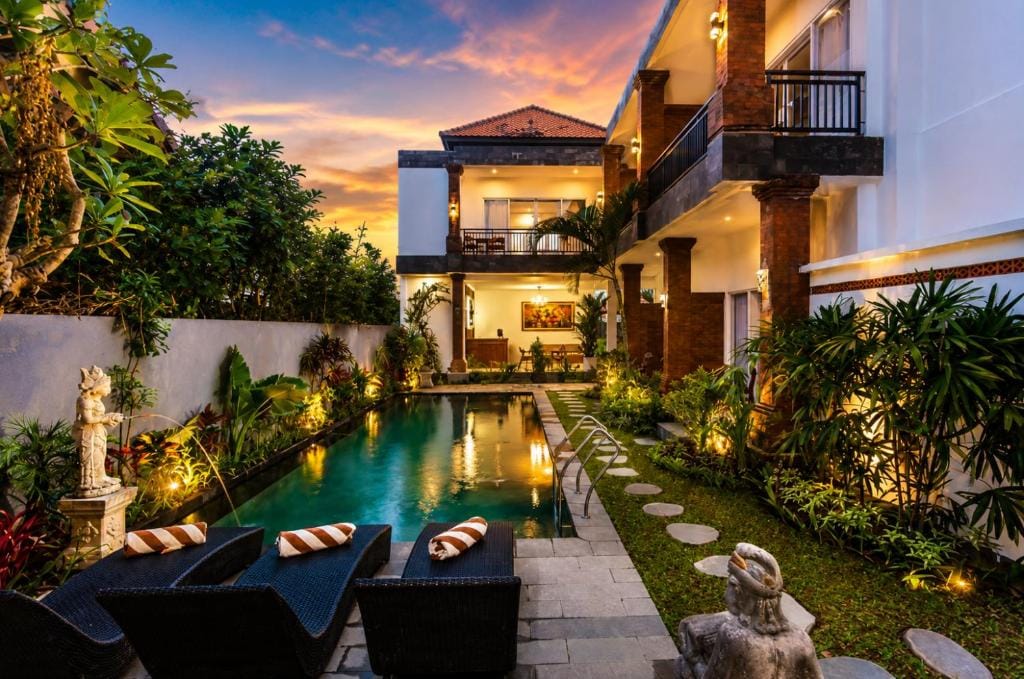 Sujiwa Ubud Hotel & Villa — 1