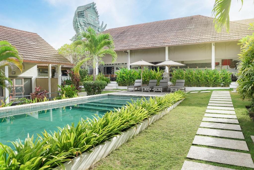 Casa Asia — 1