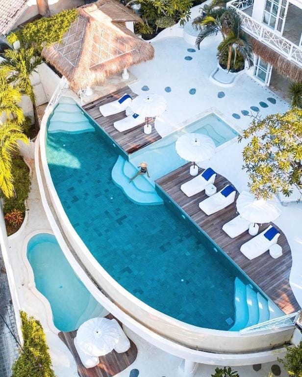 Gravity Boutique Suites — 2