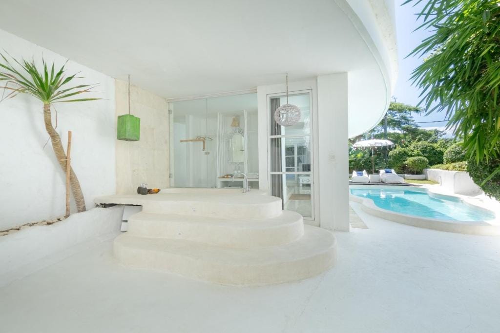 Gravity Boutique Suites — 3