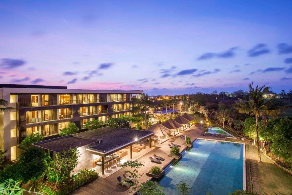 Le Grande Bali — 1