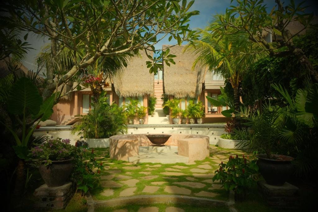 Lulu's Villas — 4