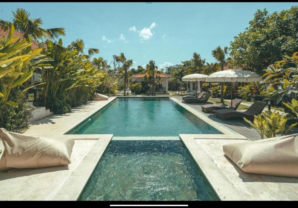 Lunatica Bali — 3