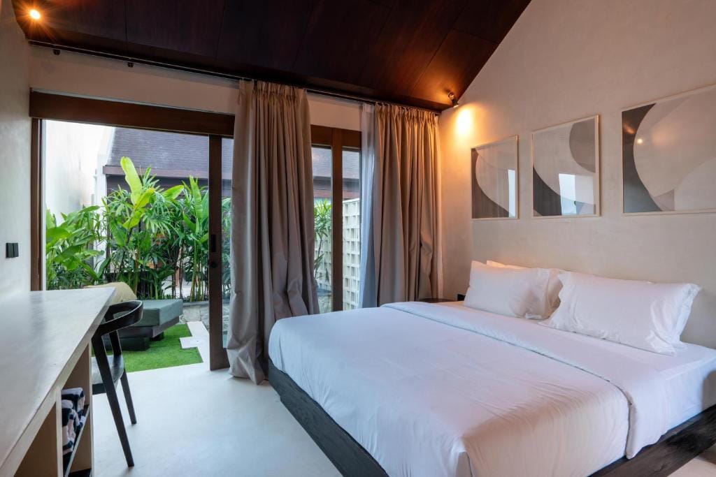 Makai Suites — 2