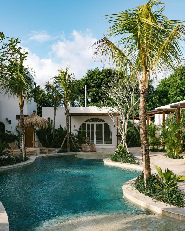 Mayiki Boutique Hotel — 3