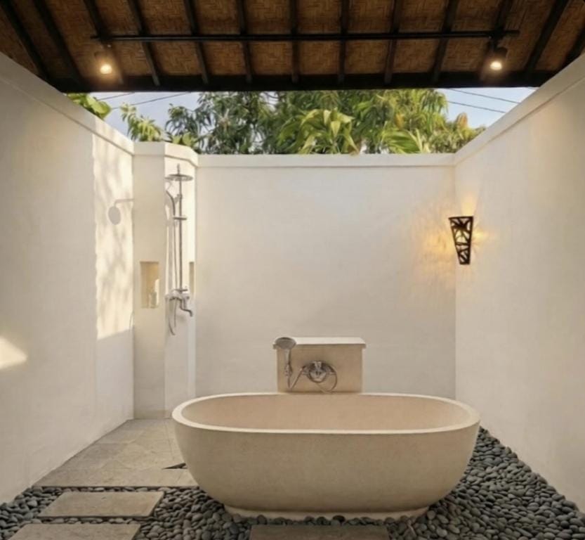 Sardja Uluwatu — 3