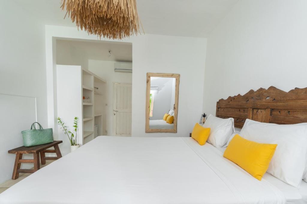 The Room Padang-Padang — 4