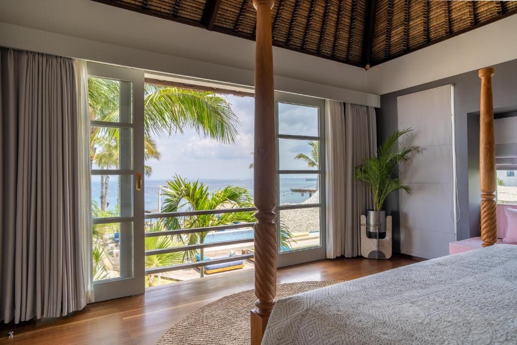 Ulu Cliffhouse - Adult Only — 2