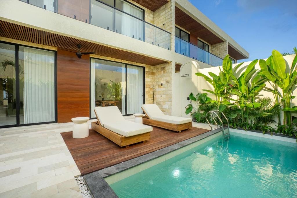 White Residence — 5